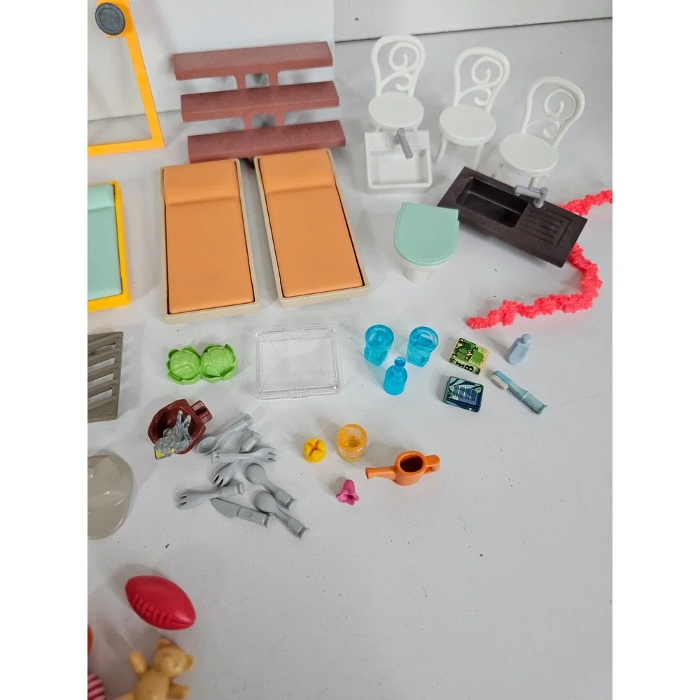 Playmobil City My Life School Hospital Accessories Lot Figures Chairs Kitchen